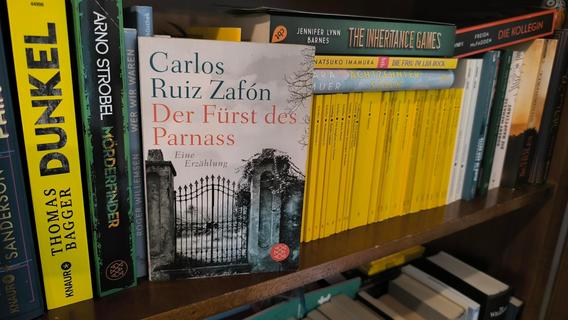 Carlos Ruiz Zafón in light: „Der Fürst des Parnass“ macht Lust auf mehr