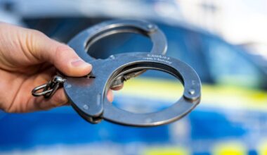 Polizei Kiel findet mit Haftbefehl gesuchten Mann