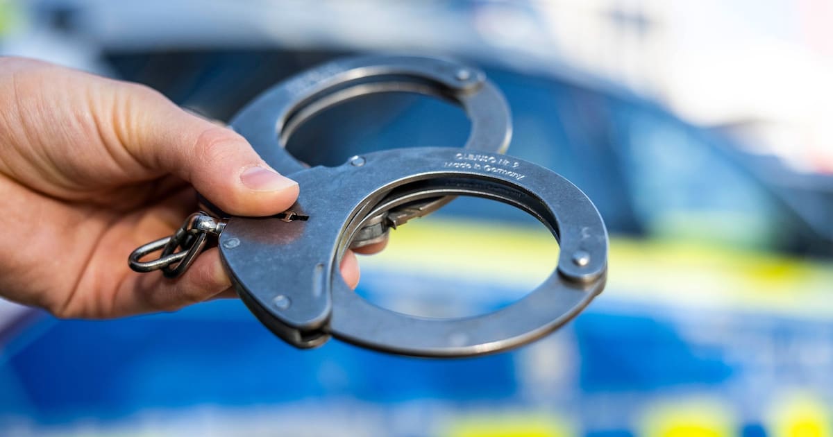 Polizei Kiel findet mit Haftbefehl gesuchten Mann