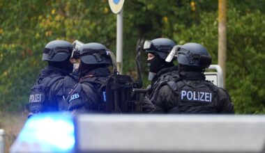 Amokalarm in Schule auf der Bult ausgelöst, Polizeieinsatz auch an der KGS in Hemmingen