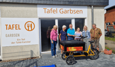 685 Euro für die Tafel Garbsen – Entenrennen der Kirchengemeinde Alt-Garbsen wieder ein voller Erfolg
