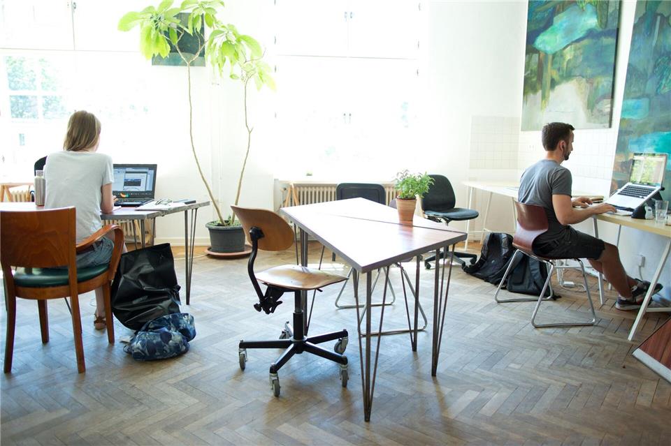 Mehr Sichtbarkeit für Gründer. Die Stadt Frankfurt und das Land Hessen wollen die Start-up-Branche fördern (Archivbild).J�rg Carstensen/dpa