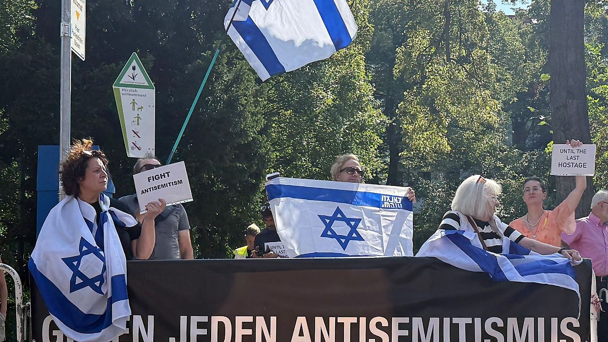 Berlin & Brandenburg: Protest gegen propalästinensische Veranstaltung