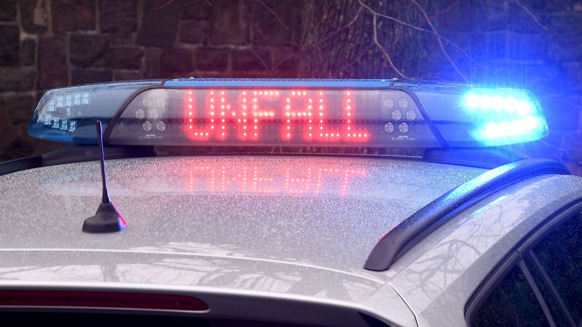 Hamburg & Schleswig-Holstein: Unfall am Bahnübergang – Radfahrer hat großes Glück