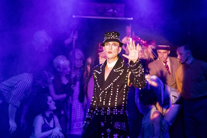"cabaret das berlin musical" im tipi am kanzleramt