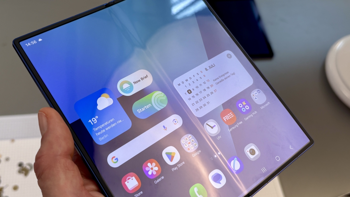 Galaxy Z Fold 7 im Härtetest: Youtuber will Samsung-Foldable 200.000 Mal falten