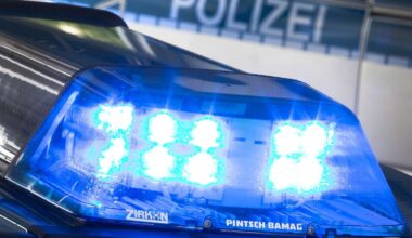 Niedersachsen & Bremen: Brandsatz auf Wohnung geworfen? Polizei ermittelt