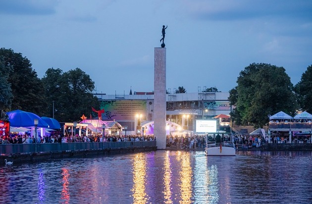 Starker Endspurt: rund 2,1 Millionen Gäste beim 38. Maschseefest, trotz verregnetem ...