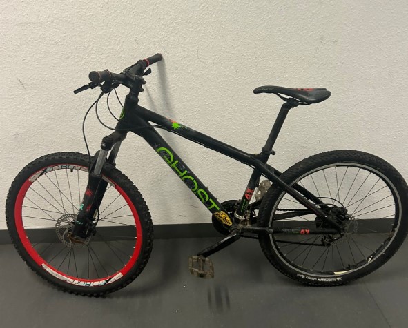 Polizei stellt am Riebeckplatz geklaute Fahrräder sicher und sucht Eigentümer – Du bist Halle