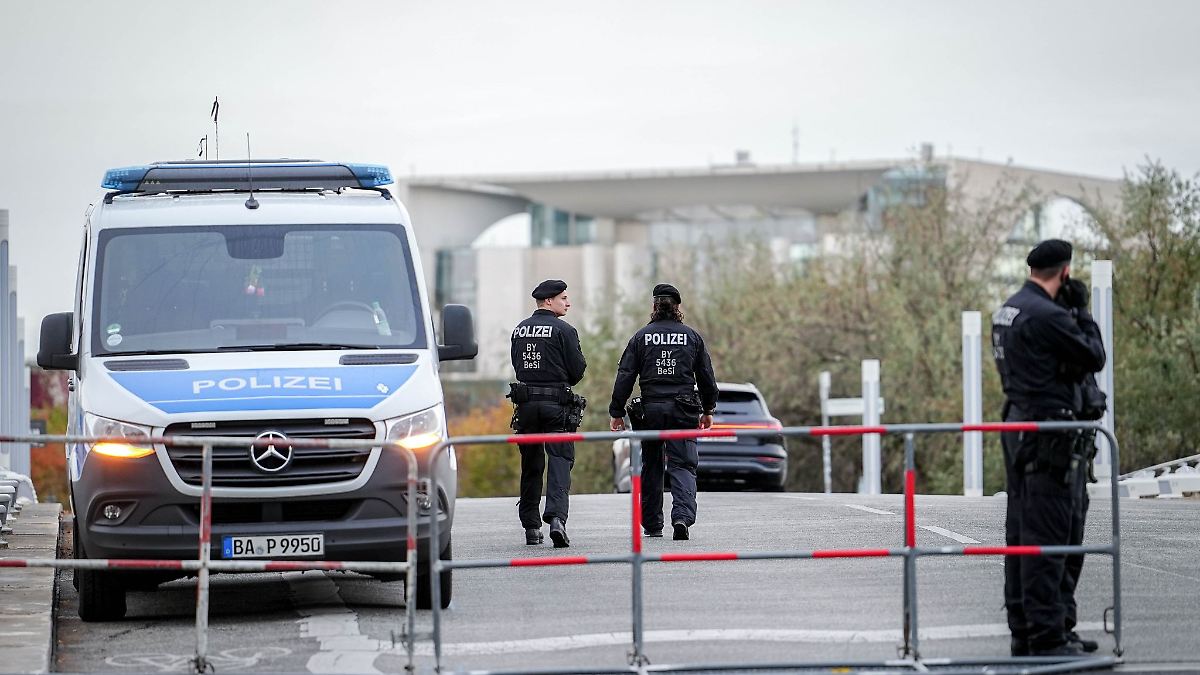 Berlin & Brandenburg: Sperrungen im Regierungsviertel wegen Selenskyj-Besuch