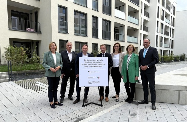 „WohneNRW-Tage“: Staatssekretär Daniel Sieveke besucht geförderten Wohnungsbau ...