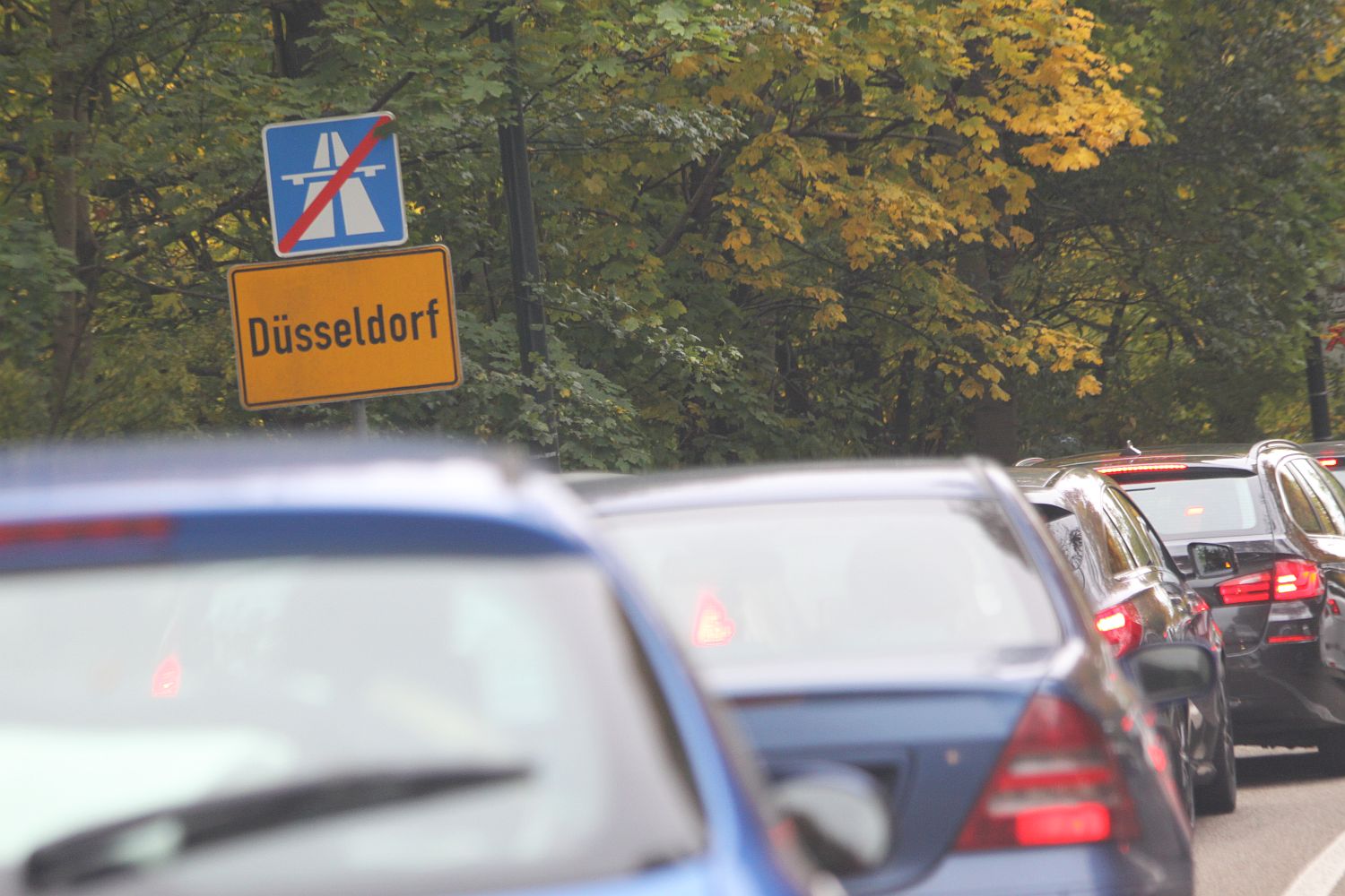 Düsseldorf: Sperrung der A46 im Bereich Bilk - Eller wegen Fahrbahnsanierung - Ddorf-Aktuell