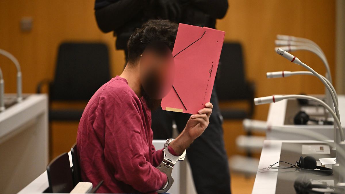 Oberlandesgericht Stuttgart: Messerangriff in Mannheim: Anklage fordert lebenslange Haft für Angeklagten