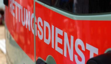 Von Linienbus erfasst: 74-Jähriger erliegt Kopfverletzungen