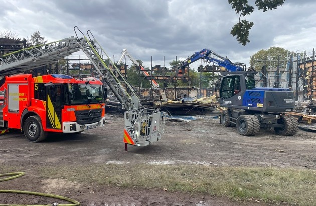 FW Hannover: Abschlussmeldung zum Turnhallenbrand in Hannover-Misburg