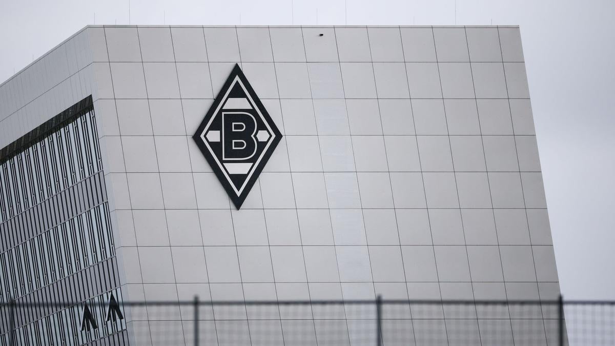 Logo az