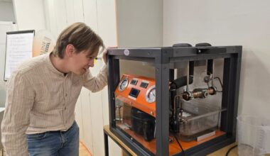 Wie ein Schülerlabor in Halle um seine Zukunft kämpft – stellvertretender Grünen-Chef zu Gast im Salinetechnikum – Du bist Halle