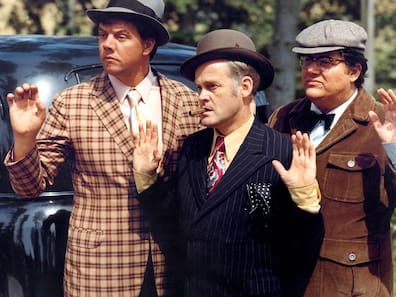 Lustig scheitern: Egon Olsen (Ove Sprogöe, Mitte), Benny (Morten Grundwald, li.) und Kjeld (Poul Boungaard) sind die Olsenbande. Die Filme werden immer wieder im MDR gezeigt, zuletzt Ende Mai.