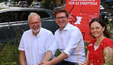 Markus Raub, OB-Kandidat Fabian Zachel und Co-Vorsitzenden der SPD-Ratsfraktion, Sabrina Proschmann