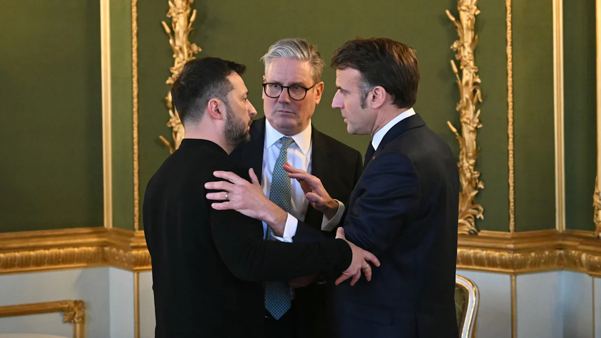 Ukraine-Gipfel in Großbritannien: „Koalition der Willigen“ soll Frieden schaffen - Politik
