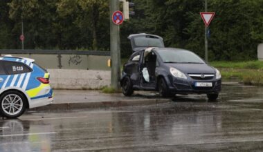 Polizei ermittelt nach schwerem Verkehrsunfall in Augsburg