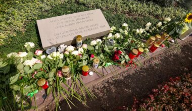 Solingen gedenkt Opfer - Ein Jahr nach Anschlag: „Lassen uns Freude nicht nehmen“ - Panorama