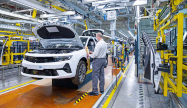 Knallharte Verbrenner-Kehrtwende bei Opel | Politik