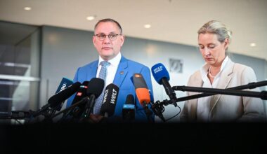 AfD legt Verfassungsbeschwerde wegen Verdachtsfall-Einstufung ein