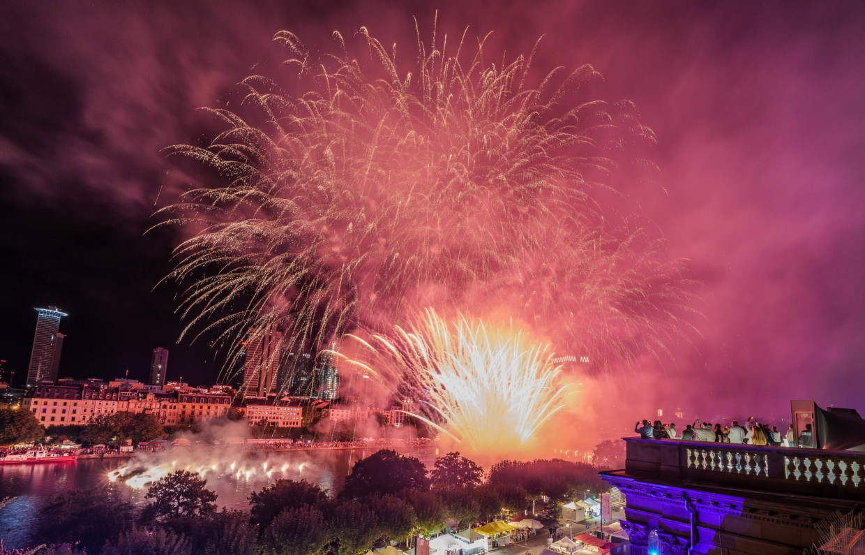 Am Ende knallt’s: Um 22 Uhr findet am Sonntag das große Abschlussfeuerwerk statt.