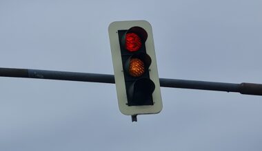 Stadt passt Ampelschaltzeiten an Kreuzung Seebener / Trothaer Straße neu an