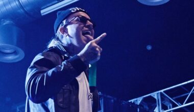 Chris Fronzak mit Attila 2016 im Berliner Huxleys