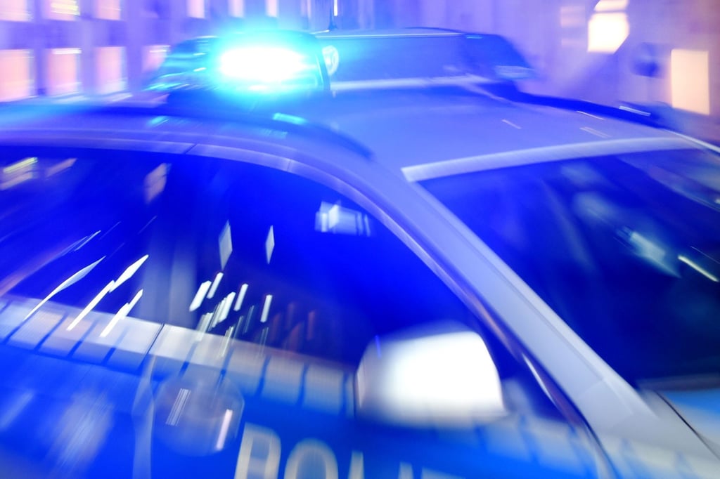 Einbruch in Juwelier in Münster: Vitrinen zerstört