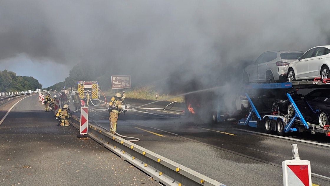 Burscheid: Lkw in Flammen – A1 in Richtung Dortmund gesperrt