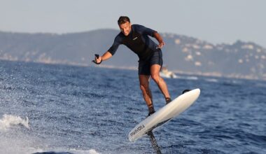 Emmanuel Macron zeigt sich im Urlaub wie James Bond beim Wassersport | Unterhaltung