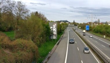 BMW rammt Auto auf A66 und flüchtet – Polizei sucht Zeugen
