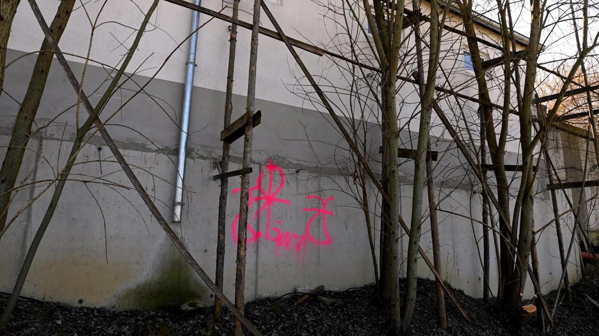 29-Jähriger beschmierte mehrere Objekte in Innenstadt – Schaden liegt bei 10.000 Euro