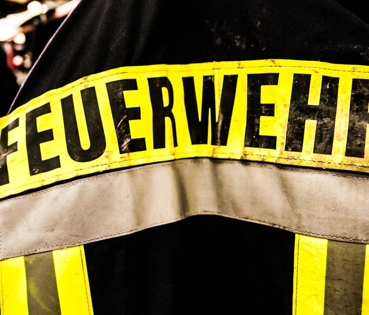 Feuerwehr löscht zwei Wohnungsbrände - Radio Wuppertal