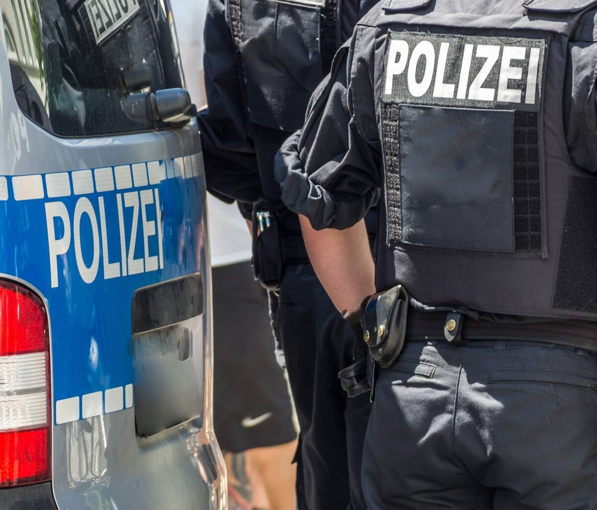 Großkontrolle der Polizei in Barmen und Elberfeld