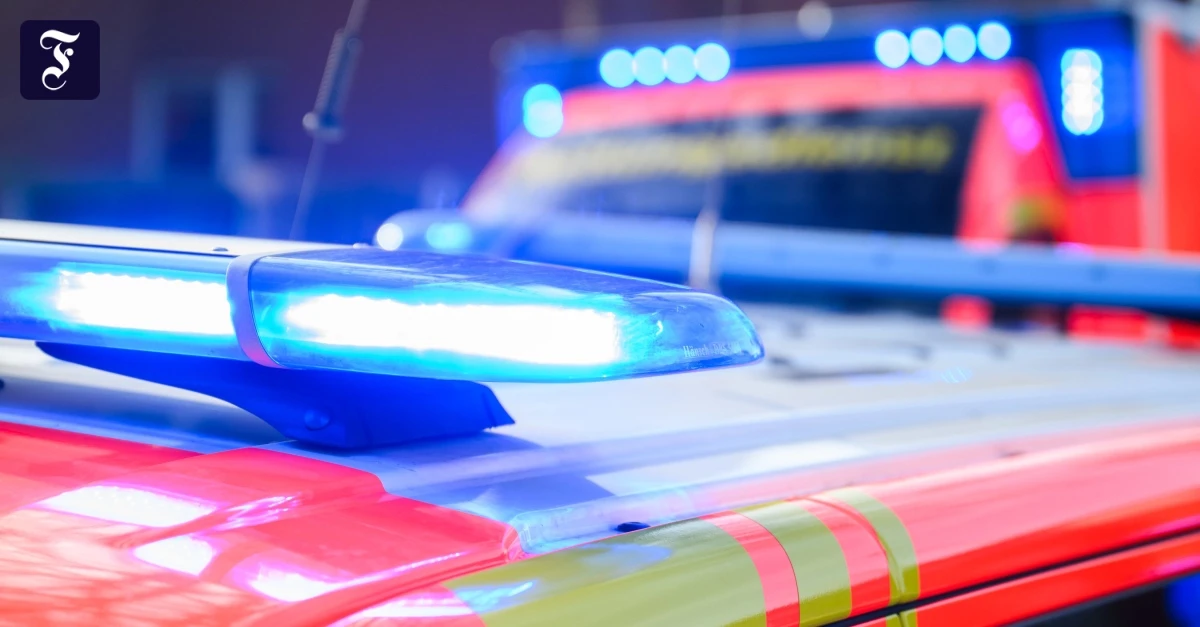 Unfall in Essen: Auto erfasst Familie mit drei Kindern auf Parkdeck
