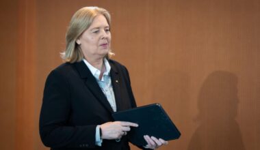 Bas legt Gesetzentwurf für Ukrainer-Wechsel zu Asylleistungen vor