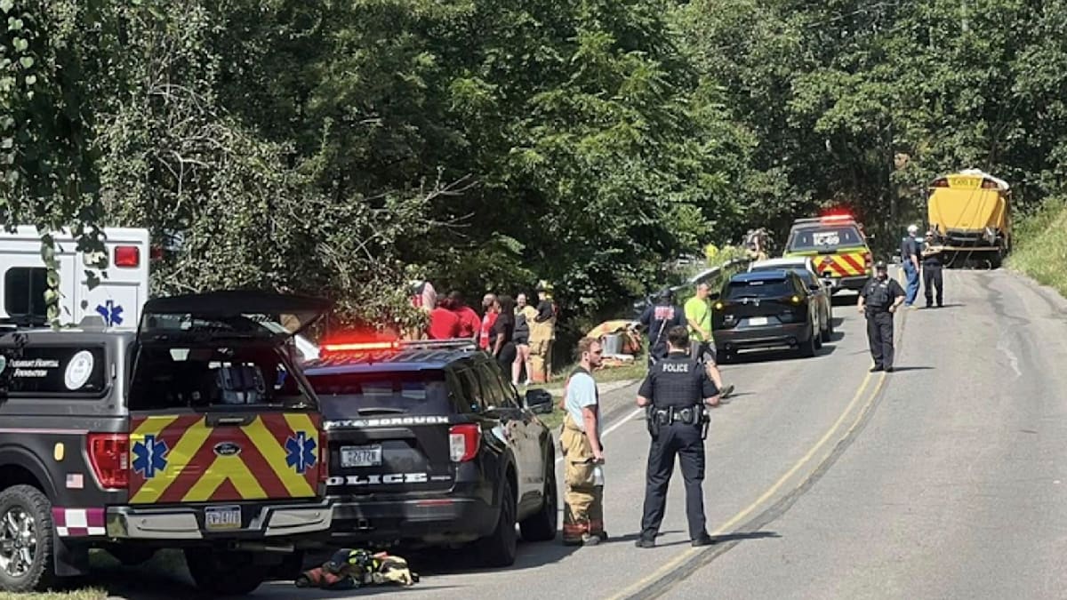 Schulbusunfall: Gut 20 Menschen in USA im Krankenhaus