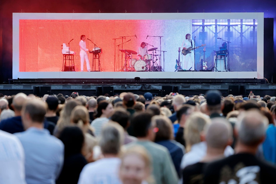 Air Konzert in Bonn: Bei Remember passiert es am Himmel