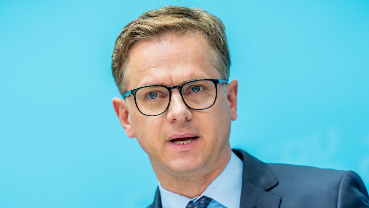 „Land mit Rücken zur Wand“: CDU verspricht „Paradigmenwechsel“ beim Bürgergeld – Juso-Chef geht „keinen Zentimeter mit“