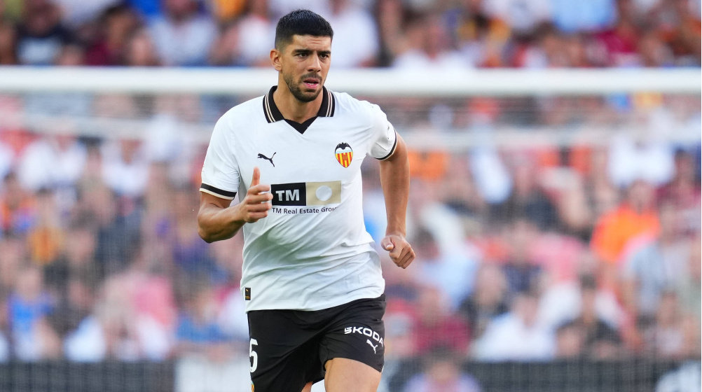 1. FC Köln verpflichtet Valencia-Verteidiger Cenk Özkacar