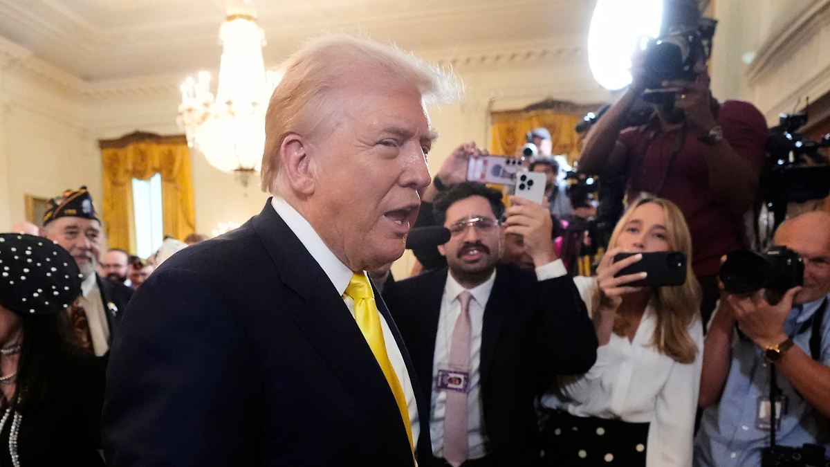 Was ist mit der Deadline?: Trump: Treffen mit Selenskyi keine Bedingung für Gespräch mit Putin