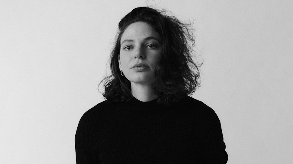 Regisseurin Elsa-Sophie Jach ist seit der Spielzeit 2022/23 Hausregisseurin am Residenztheater.