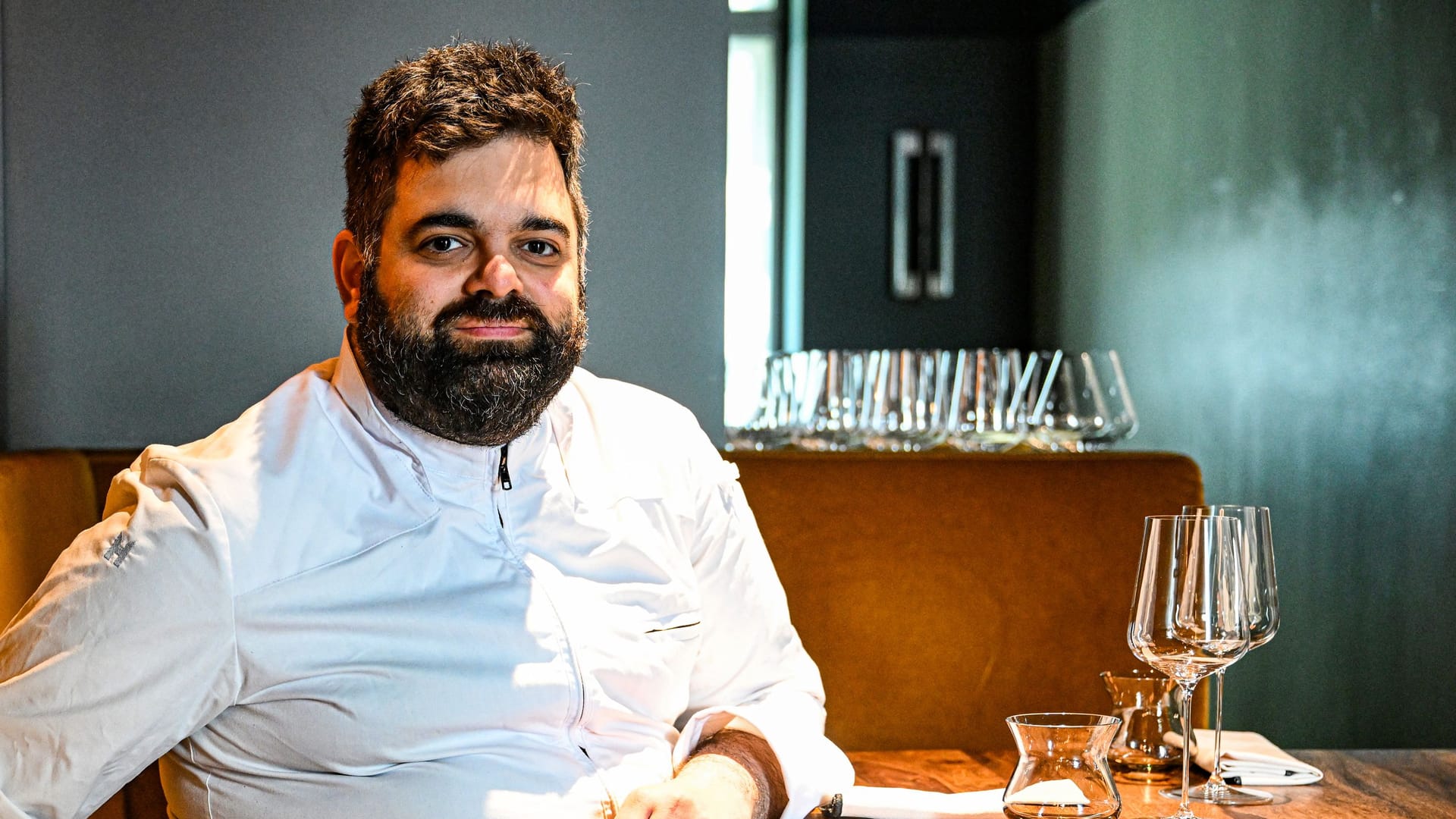 Chefkoch Gal Ben Moshe in seinem Berliner Restaurant Prism (Archivfoto): Er soll ein Angebot in Prag erhalten haben.