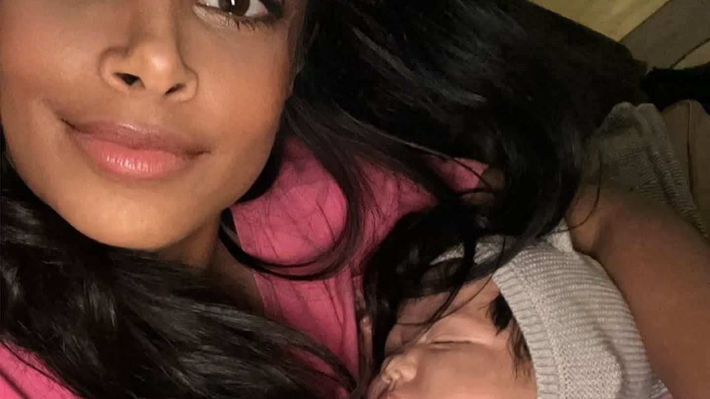 Collien Ulmen-Fernandes teilt Baby-Foto: "Huch! Was ist da denn los?"