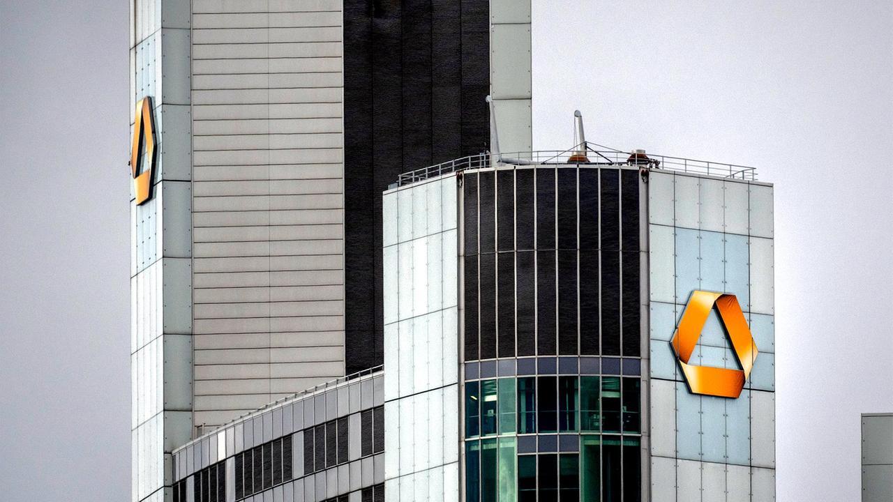 Commerzbank: Hoher Aufwand im Abwehrkampf