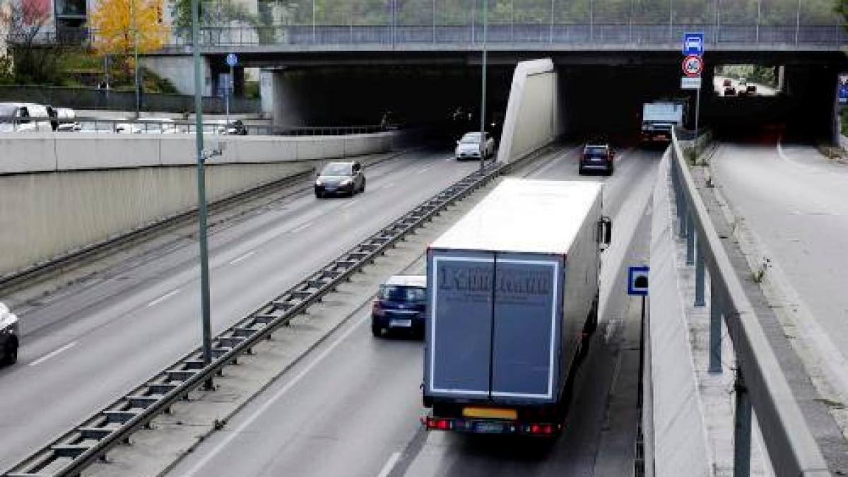 Augsburg: B17: Augsburger ÖDP will Photovoltaik-Dach
